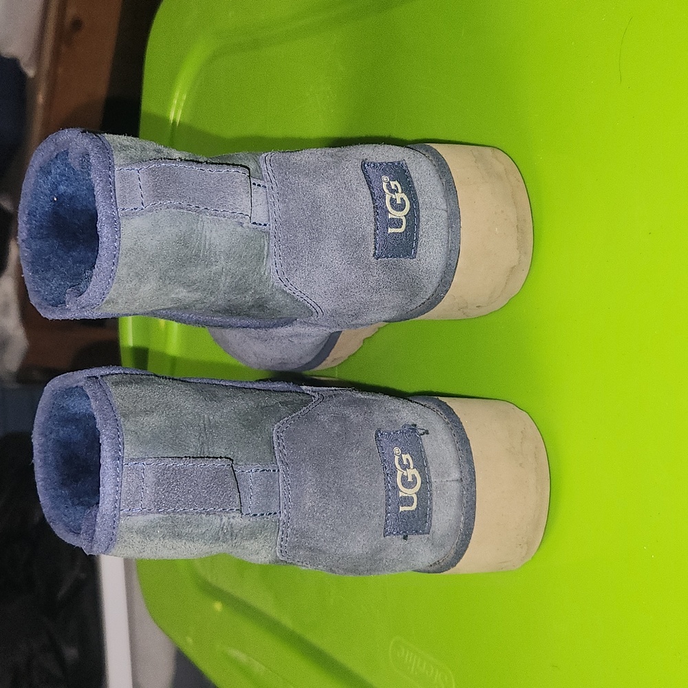 Boots - Picture 2 of 4